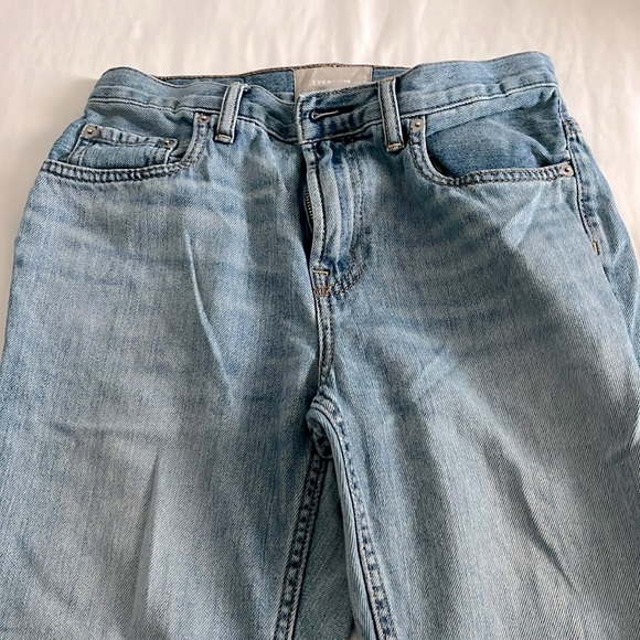 Everlane Lightweight Relaxed Jeans - Picture 2 of 5